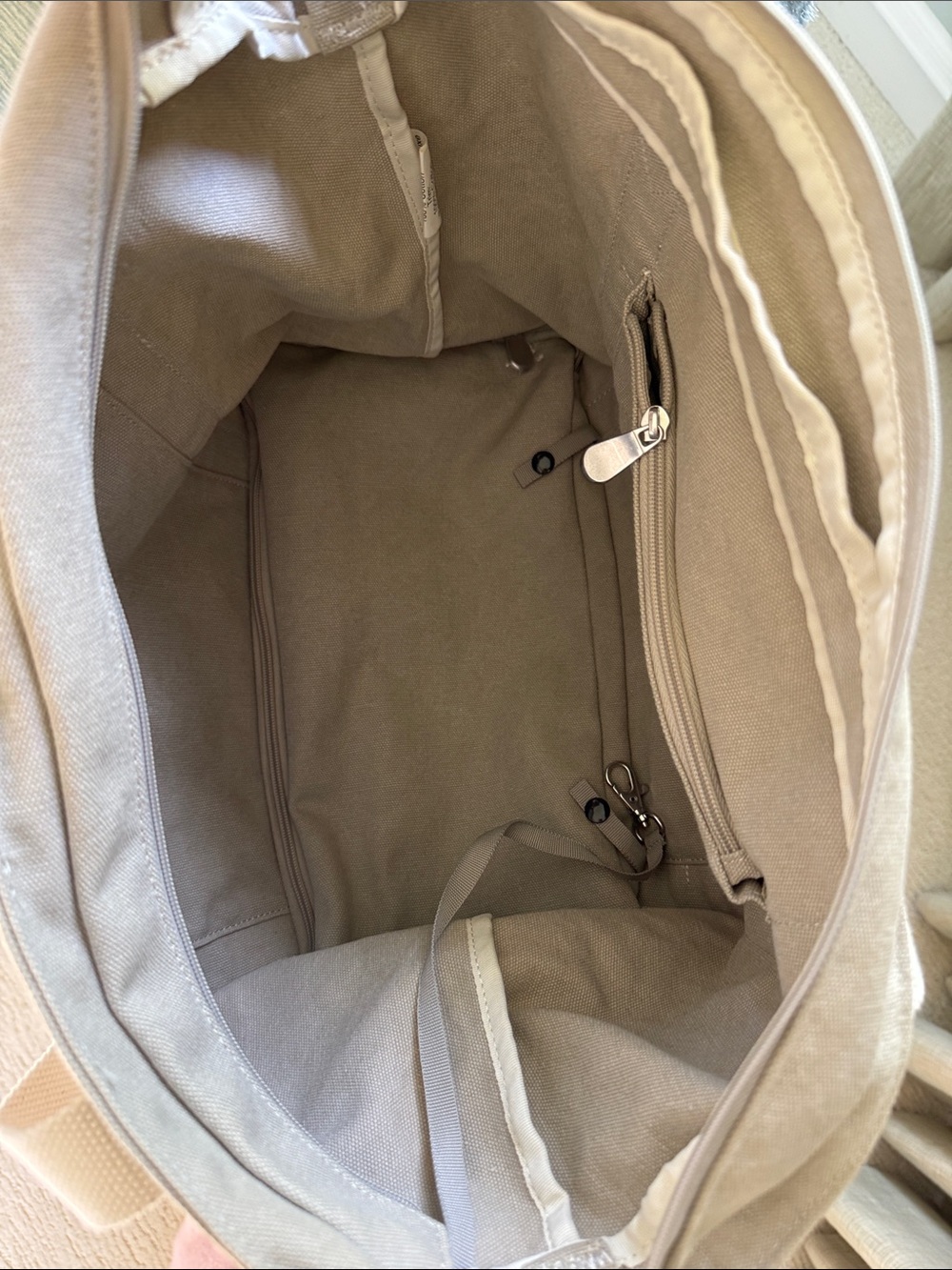 Lo & Sons Canvas Weekender Tote Bag - Picture 9 of 16